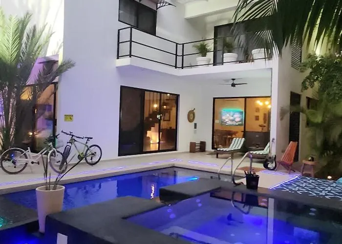 Azul Luxury For Less *