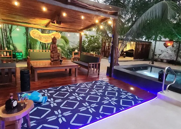 Azul Luxury For Less *